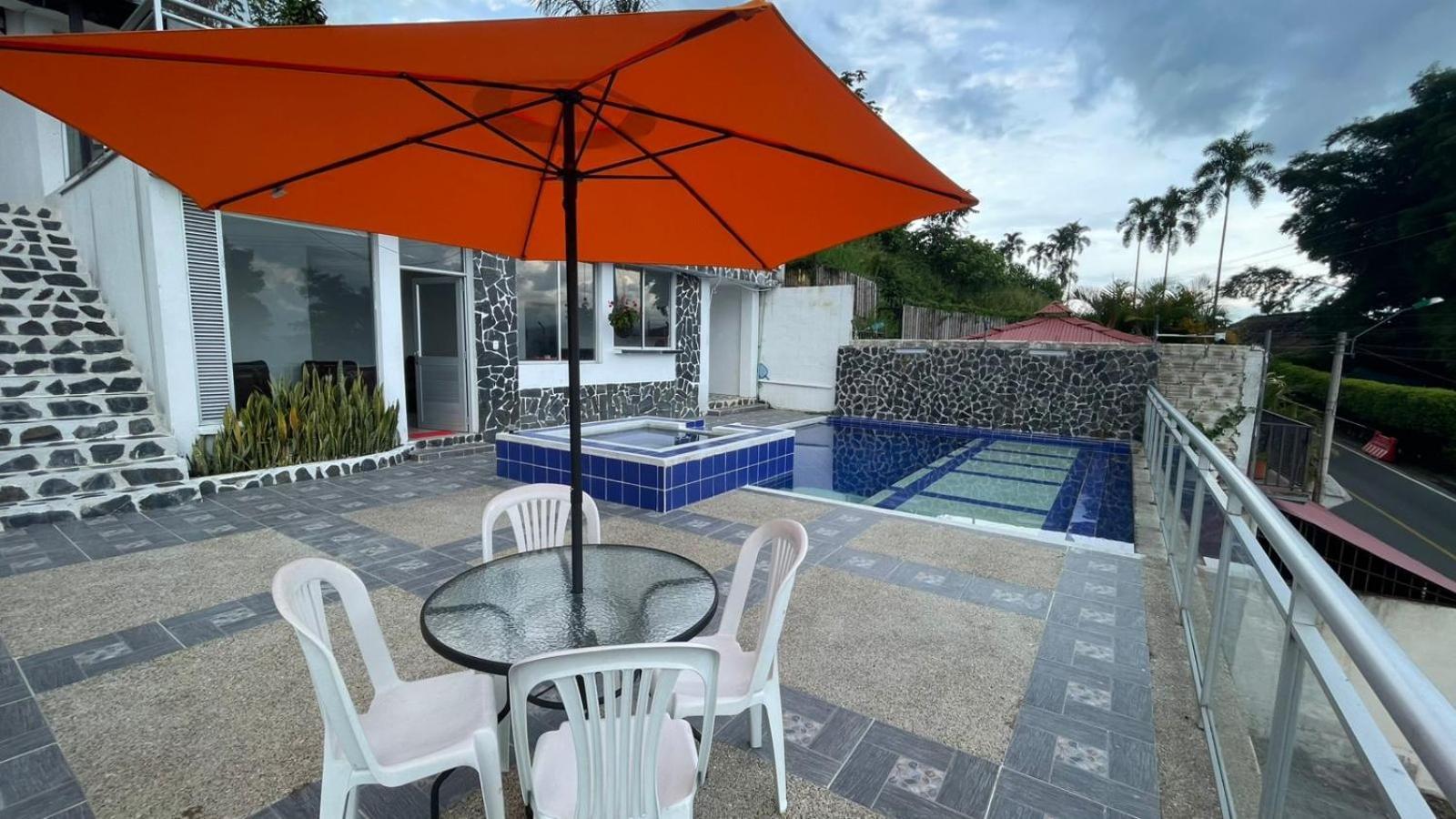 Villa Carolina Casa Campestre 蒙特内哥罗 外观 照片