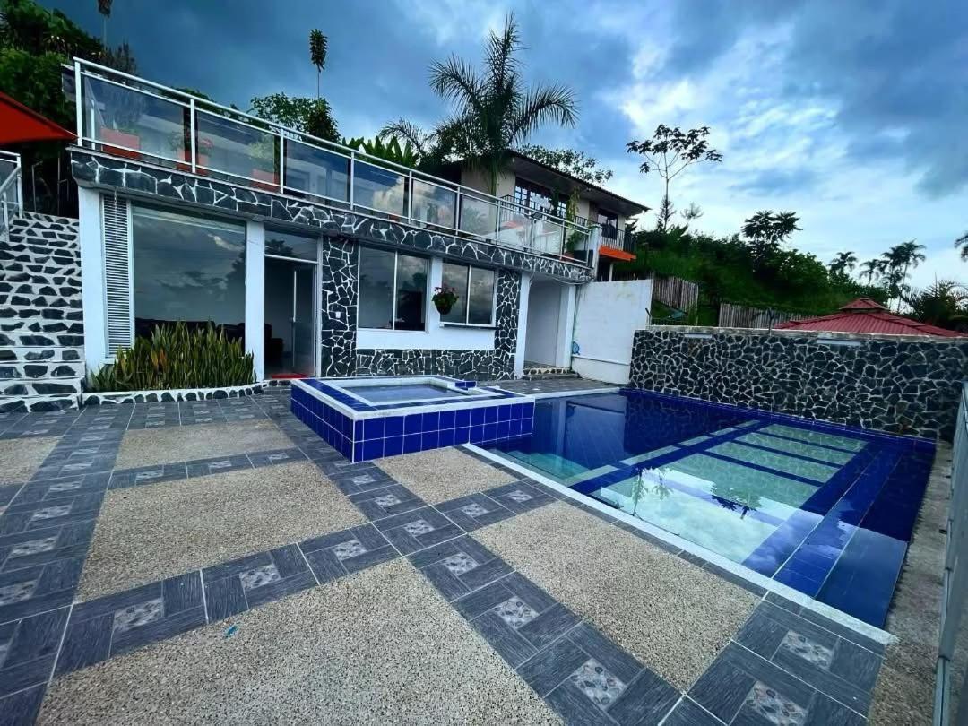 Villa Carolina Casa Campestre 蒙特内哥罗 外观 照片